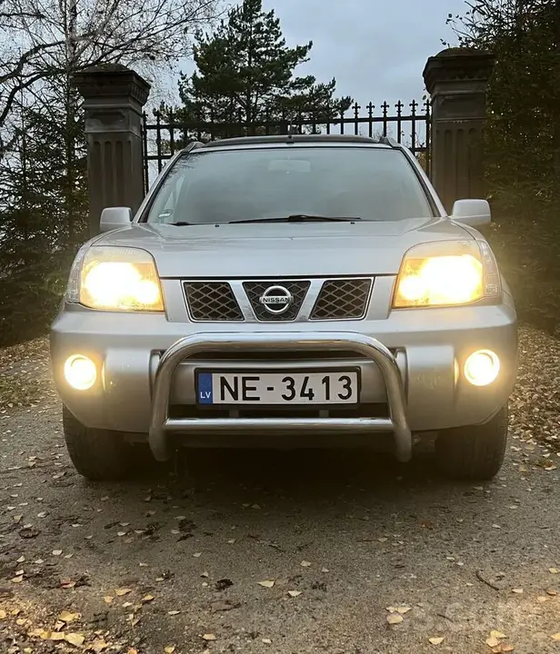Nissan X-Trail 2003 photo 3