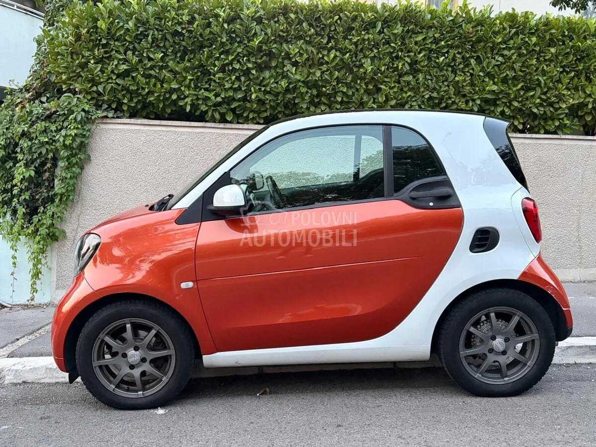 Smart Fortwo 2015 photo 2