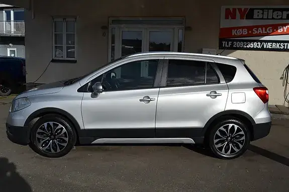 Suzuki S-Cross 2016 photo 4