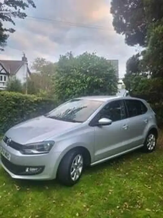 Volkswagen Polo 2014 photo 2