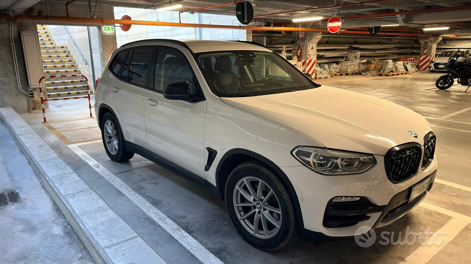 BMW X3 2018 photo 2