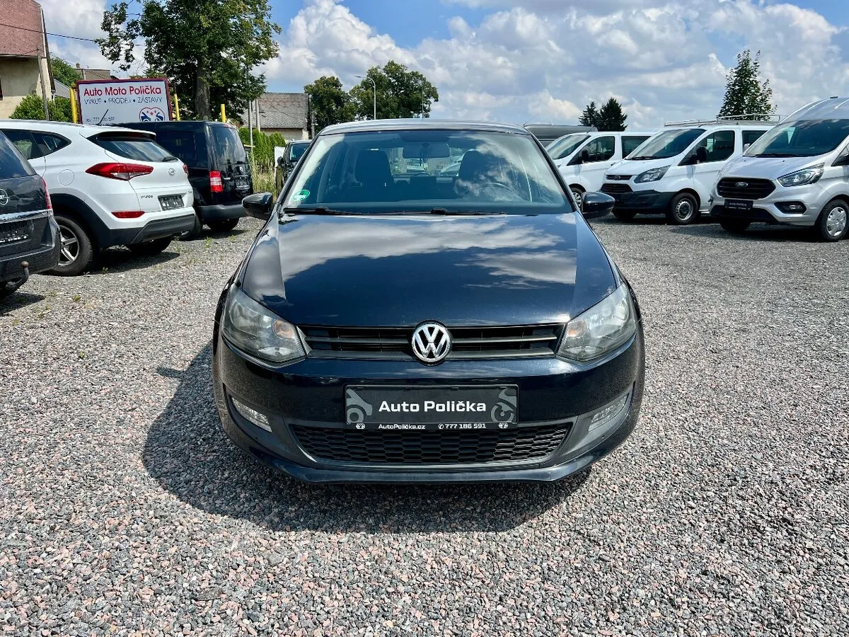 Volkswagen Polo 2012 photo 3