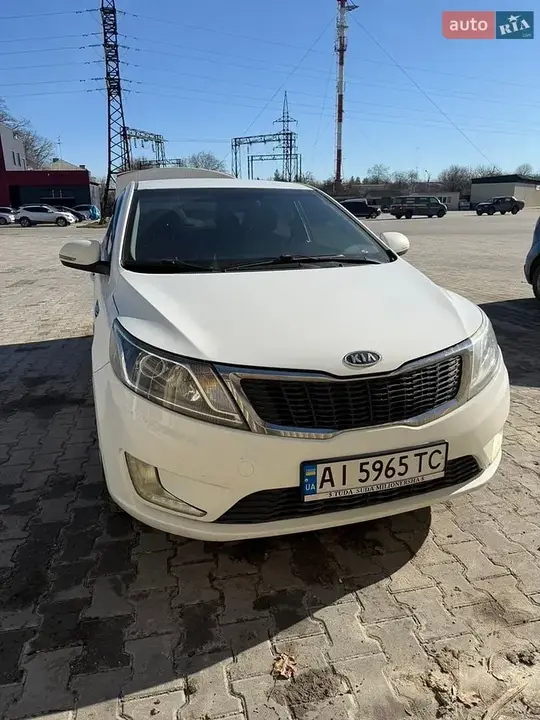Kia Rio 2012 photo 3