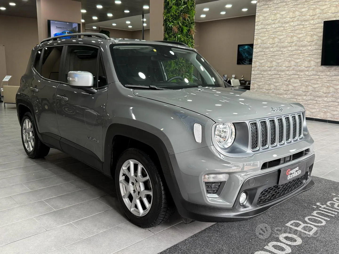 Jeep Renegade 2022 photo 3
