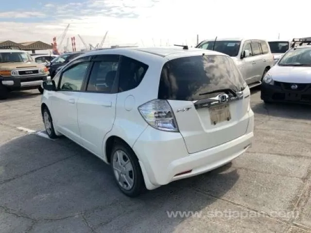 Honda Fit 2011 photo 3