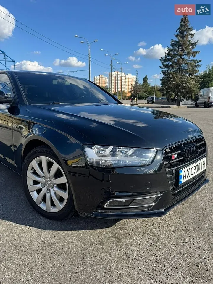 Audi A4 2013 photo 5