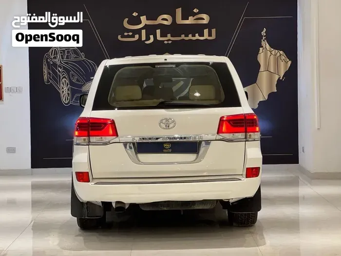 Toyota Land Cruiser Gxr 2012 photo 4