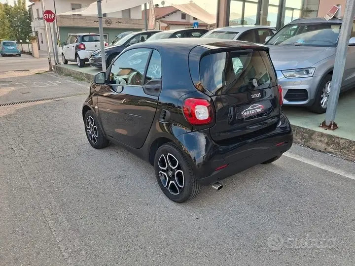 Smart Fortwo 2016 photo 4