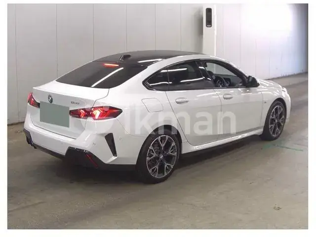 BMW 220I 2025 photo 2