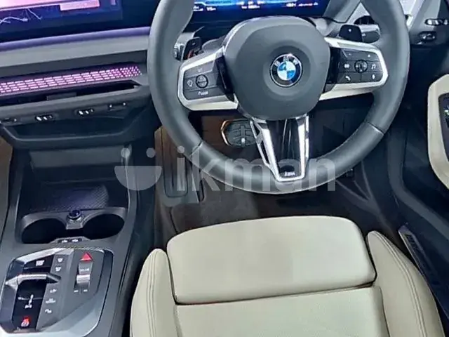 BMW 220I 2025 photo 4