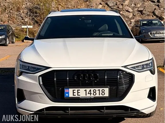 Audi E-Tron 2022 photo 2