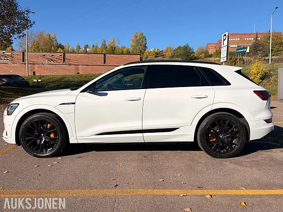 Audi E-Tron 2022 photo 4