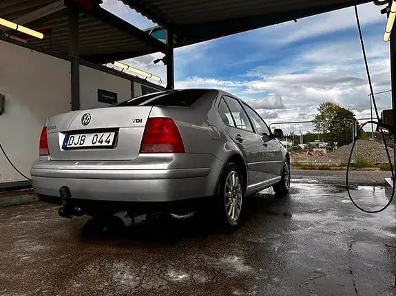 Volkswagen Bora 2001 photo 3
