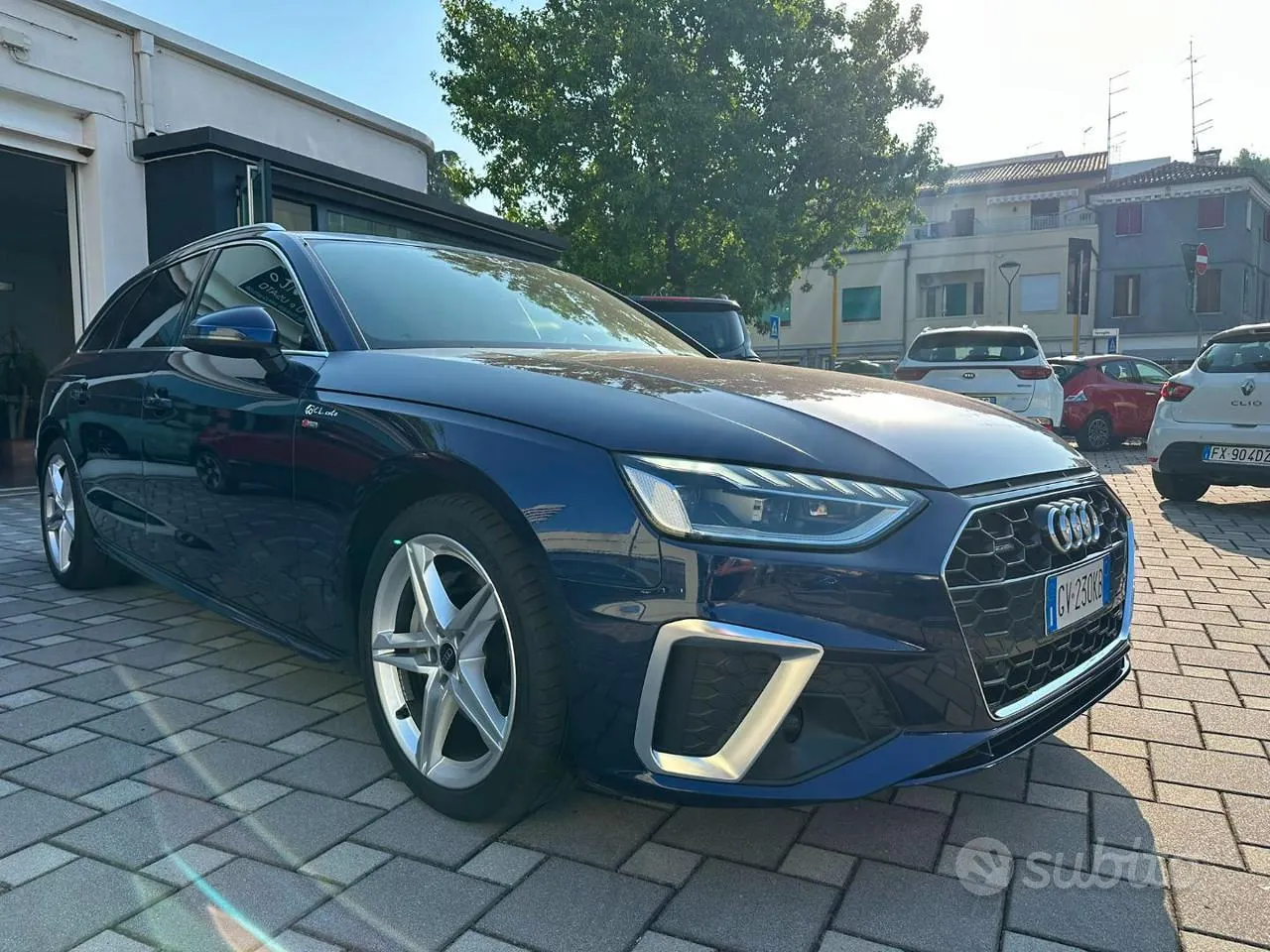 Audi A4 2024 photo 2
