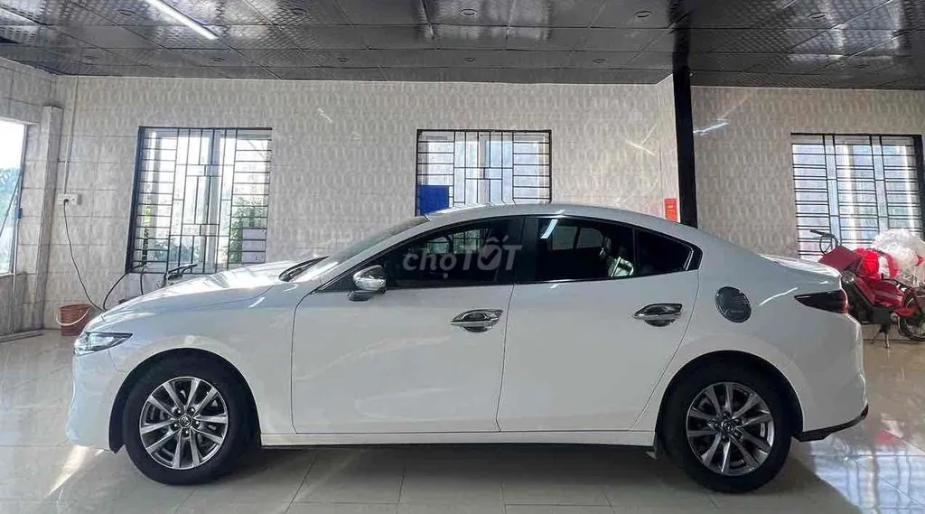 Mazda 3 2021 photo 3