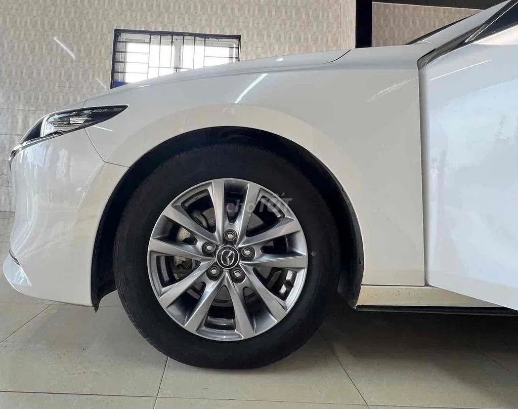 Mazda 3 2021 photo 2