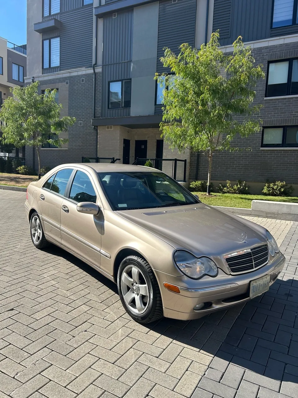 Mercedes-Benz C-Class 2002 photo 3