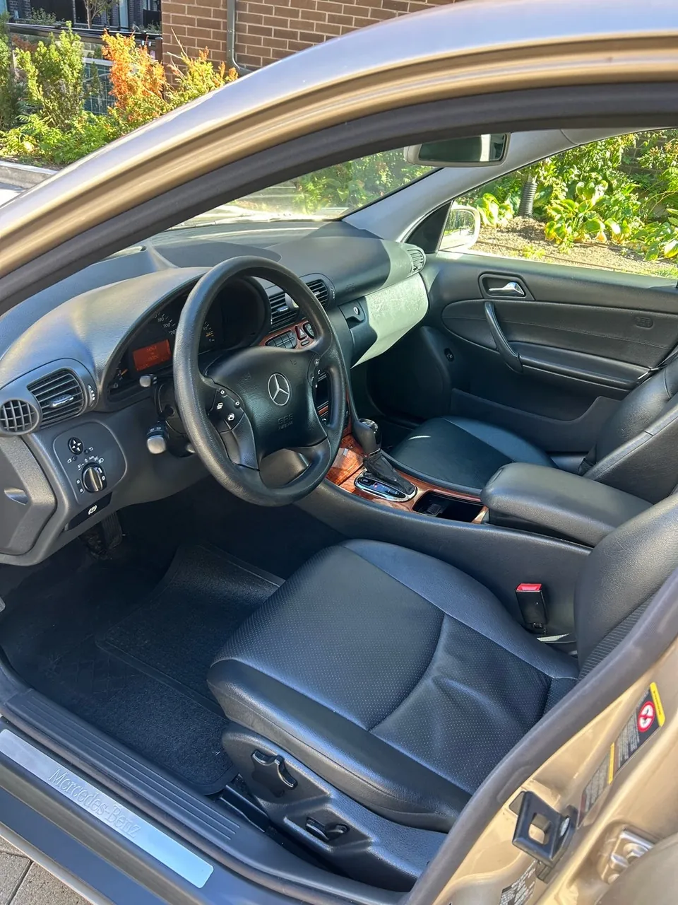 Mercedes-Benz C-Class 2002 photo 4