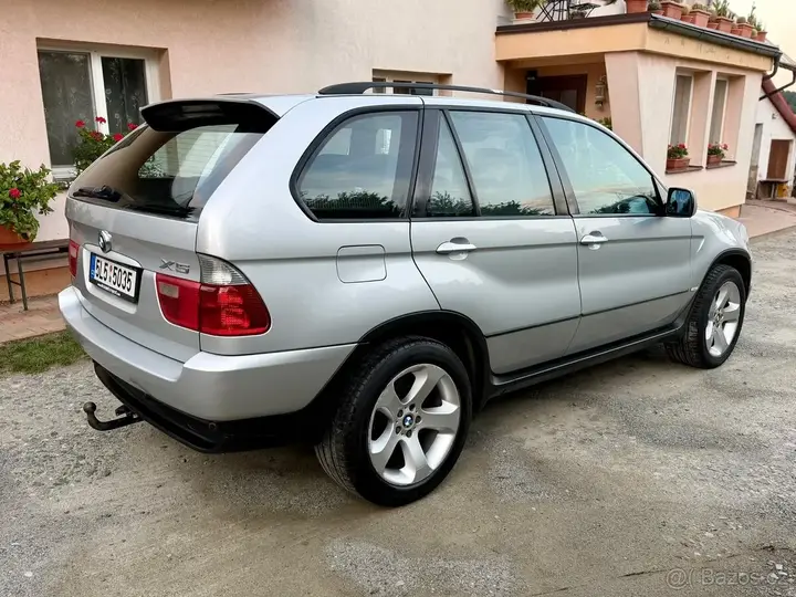 BMW X5 photo 4