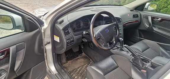 Volvo V70 2004 photo 5