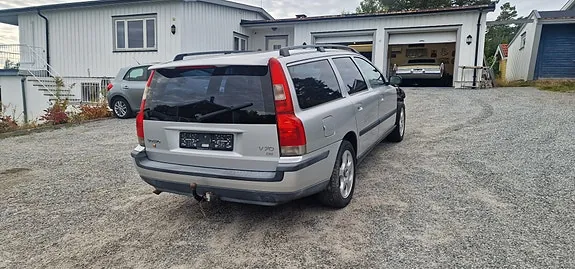 Volvo V70 2004 photo 3