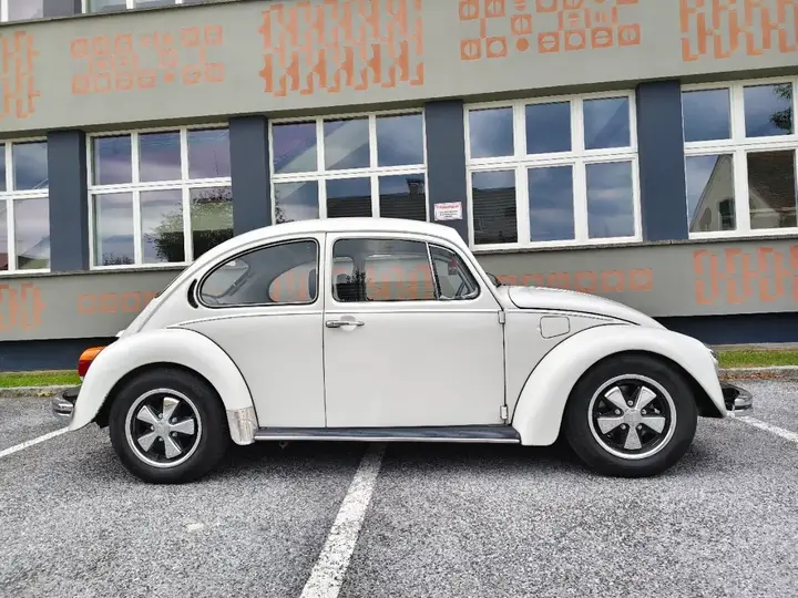 Volkswagen Beetle 1985 photo 2