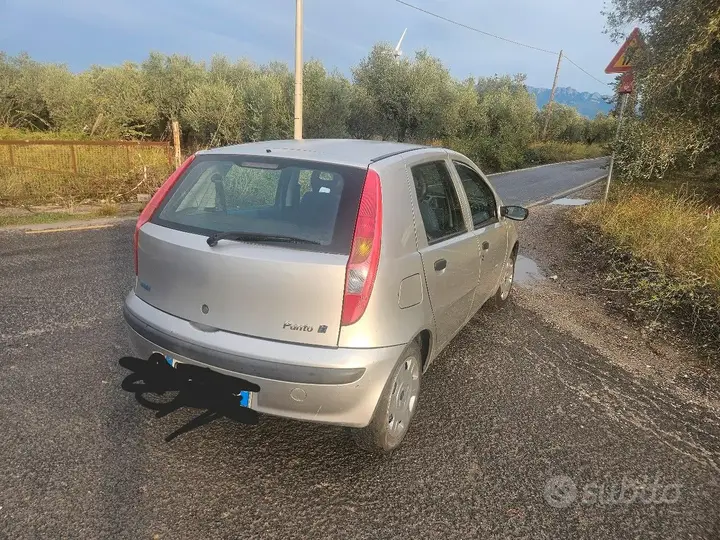 Fiat Punto 2023 photo 3