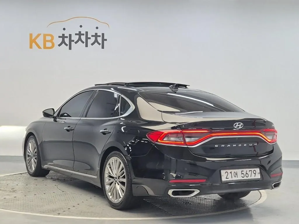 Hyundai Grandeur 2018 photo 2