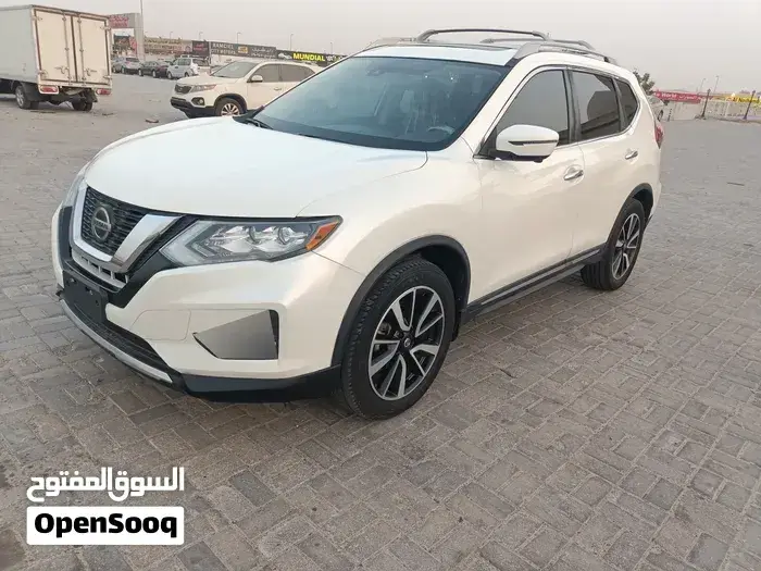 Nissan Rogue 2019 photo 2