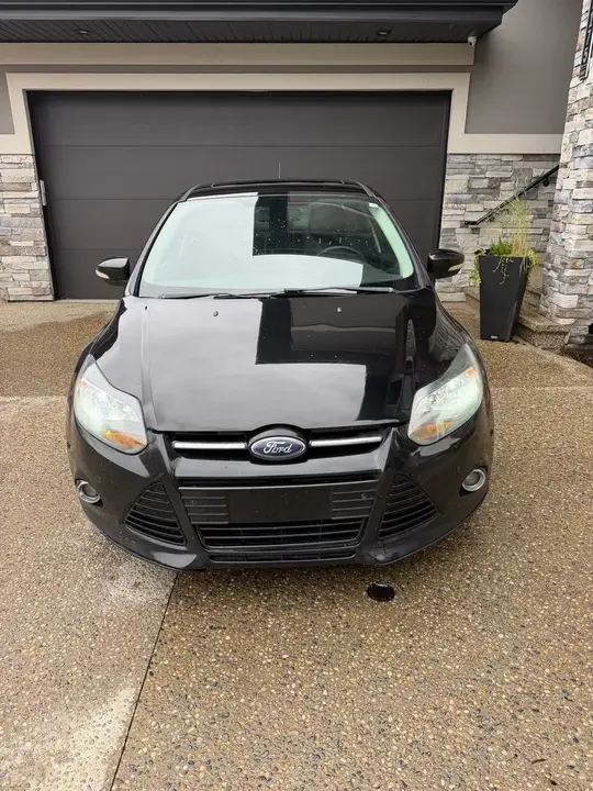 Ford Focus 2012 photo 2