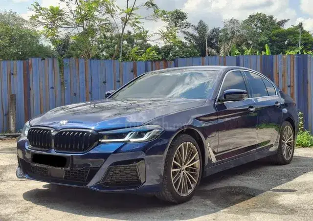 BMW 530E