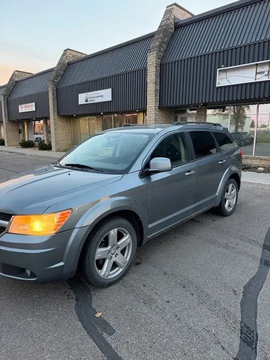 Dodge Journey 2010 photo 2