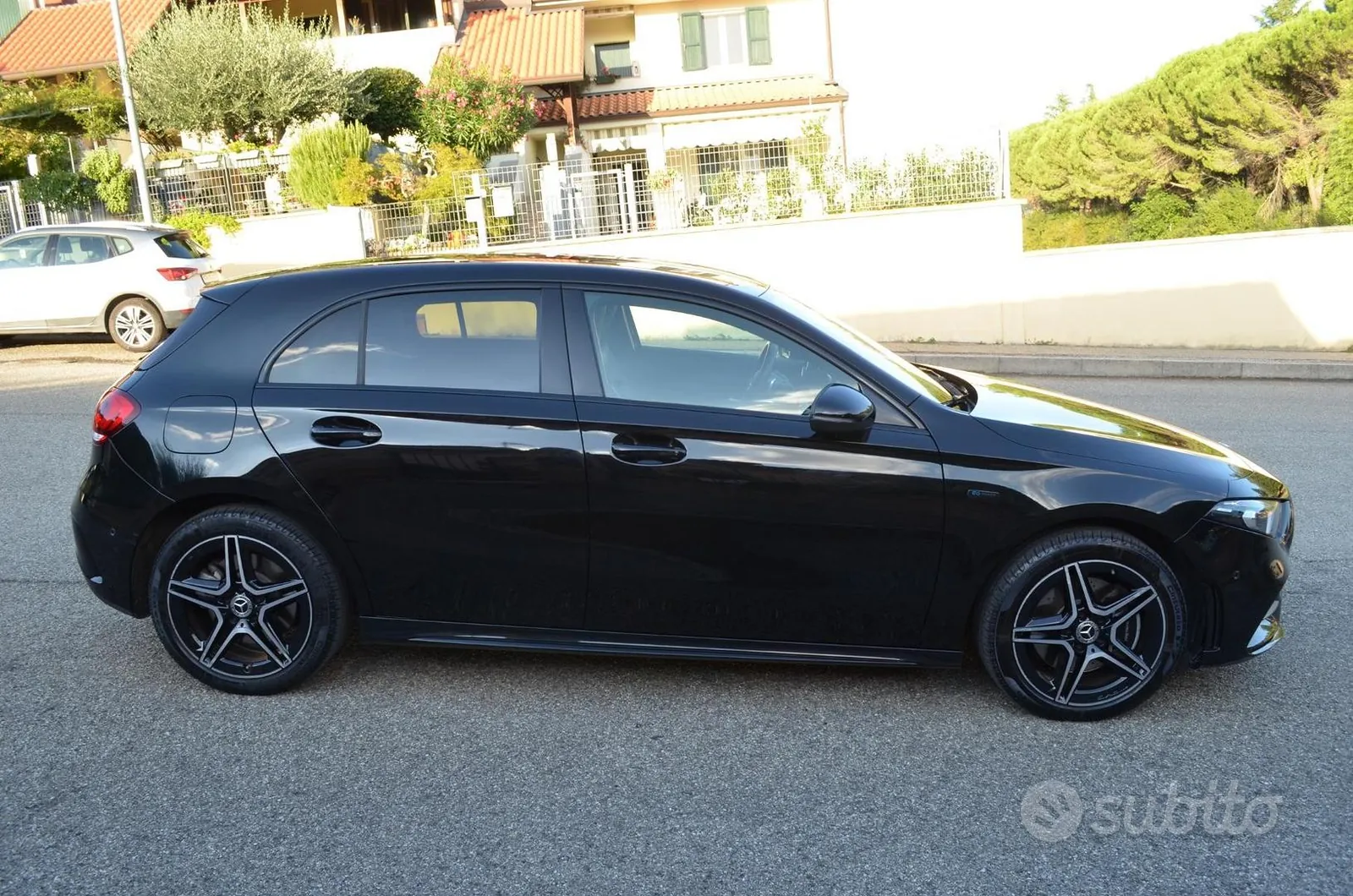 Mercedes-Benz A-Class 2020 photo 3