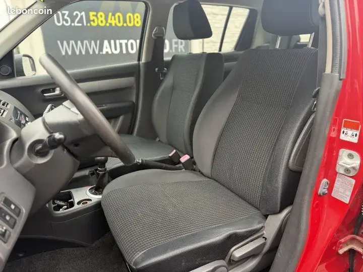 Suzuki Swift 2006 photo 5