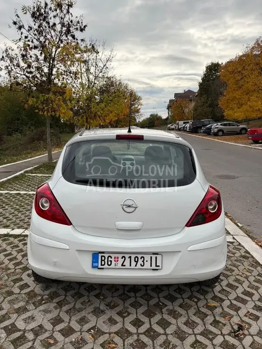Opel Corsa D 2011 photo 4