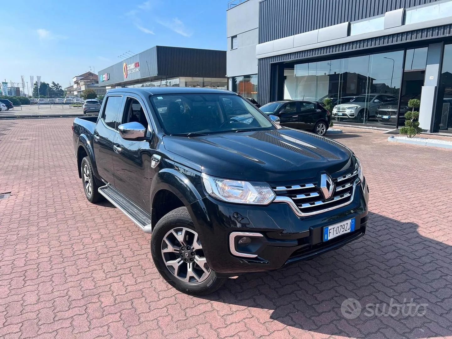 Renault Alaskan