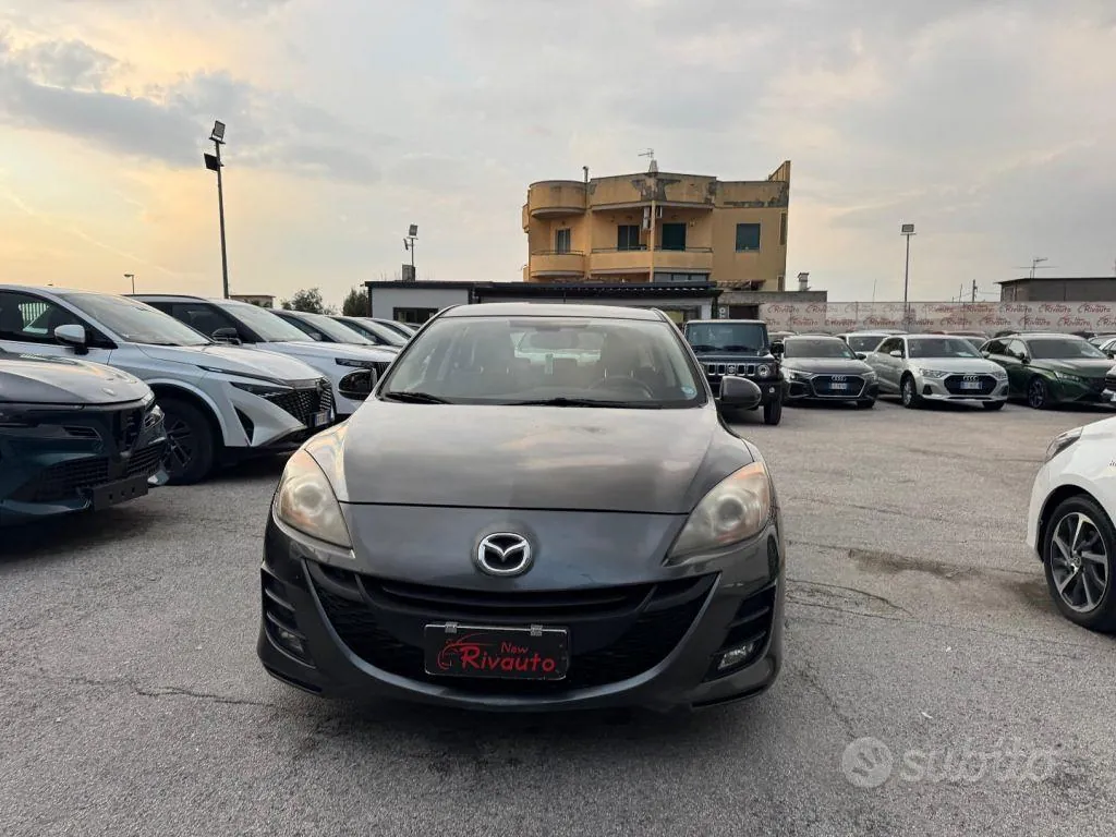 Mazda Mazda3 2010 photo 3