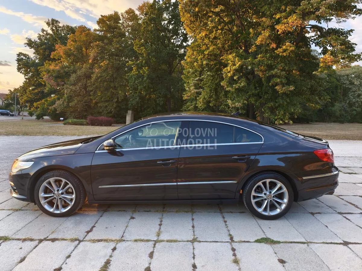 Volkswagen Passat Cc 2012 photo 2