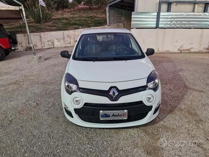 Renault Twingo 2014 photo 2