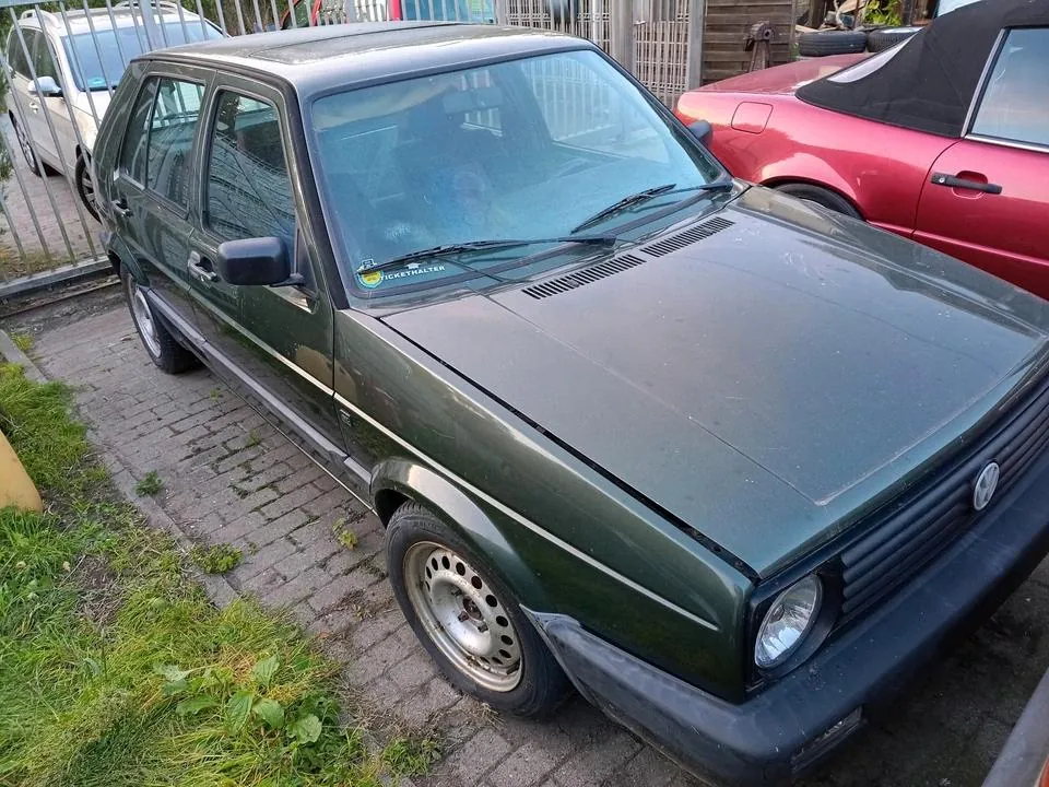 Volkswagen Golf 2