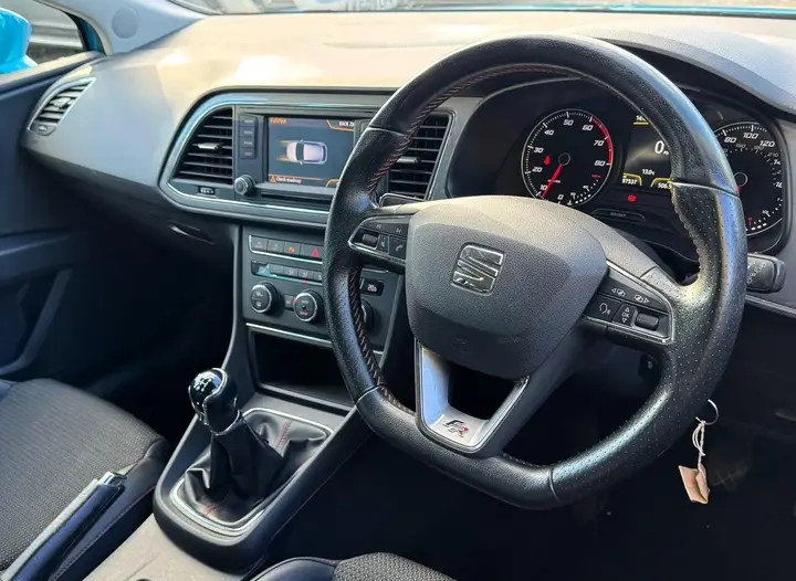 Seat Leon 2015 photo 3