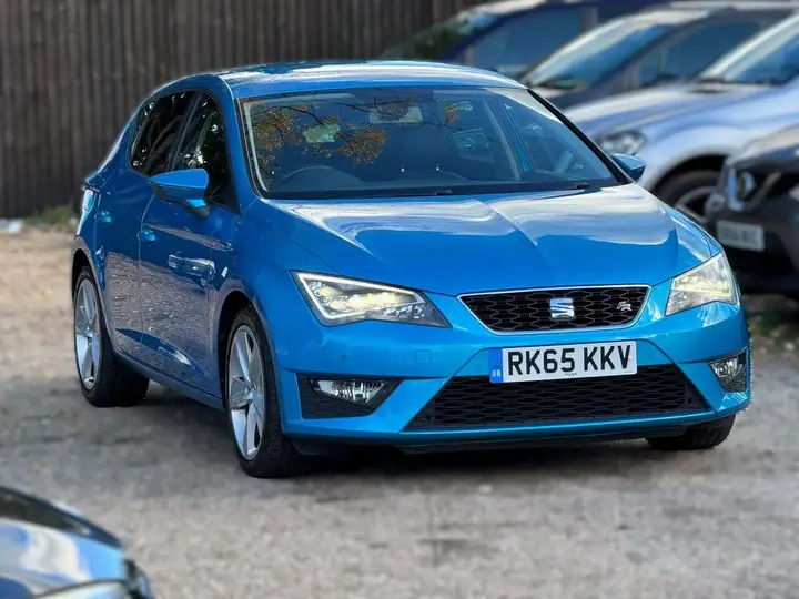 Seat Leon 2015 photo 4