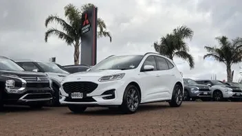 Ford Escape 2021 photo 2