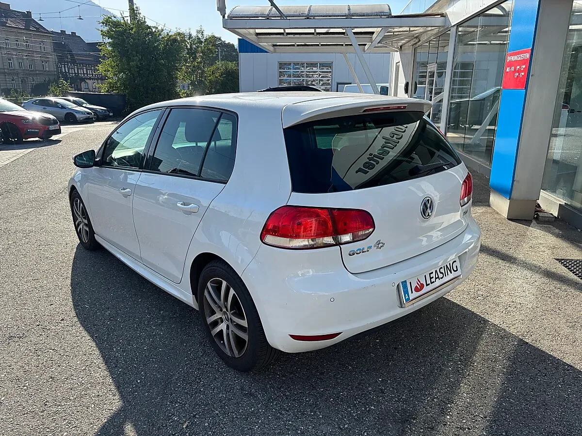 Volkswagen Golf 2011 photo 3