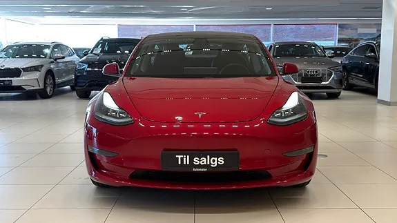 Tesla Model 3 2021 photo 3