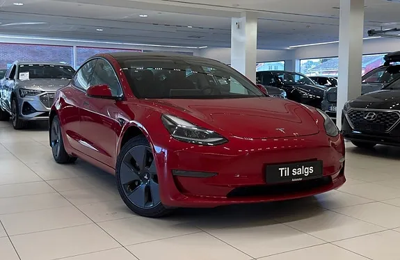 Tesla Model 3 2021 photo 2