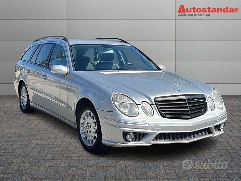 Mercedes-Benz E-Class 2006 photo 3