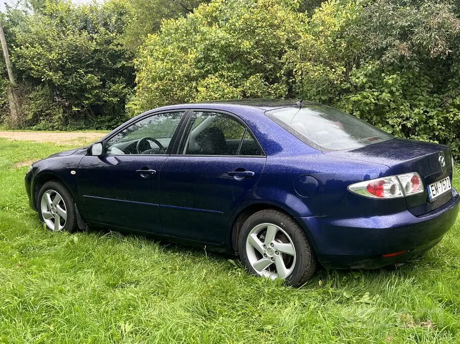 Mazda Mazda6 2002 photo 2