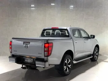 Mazda Bt-50 2022 photo 4