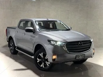 Mazda Bt-50 2022 photo 2